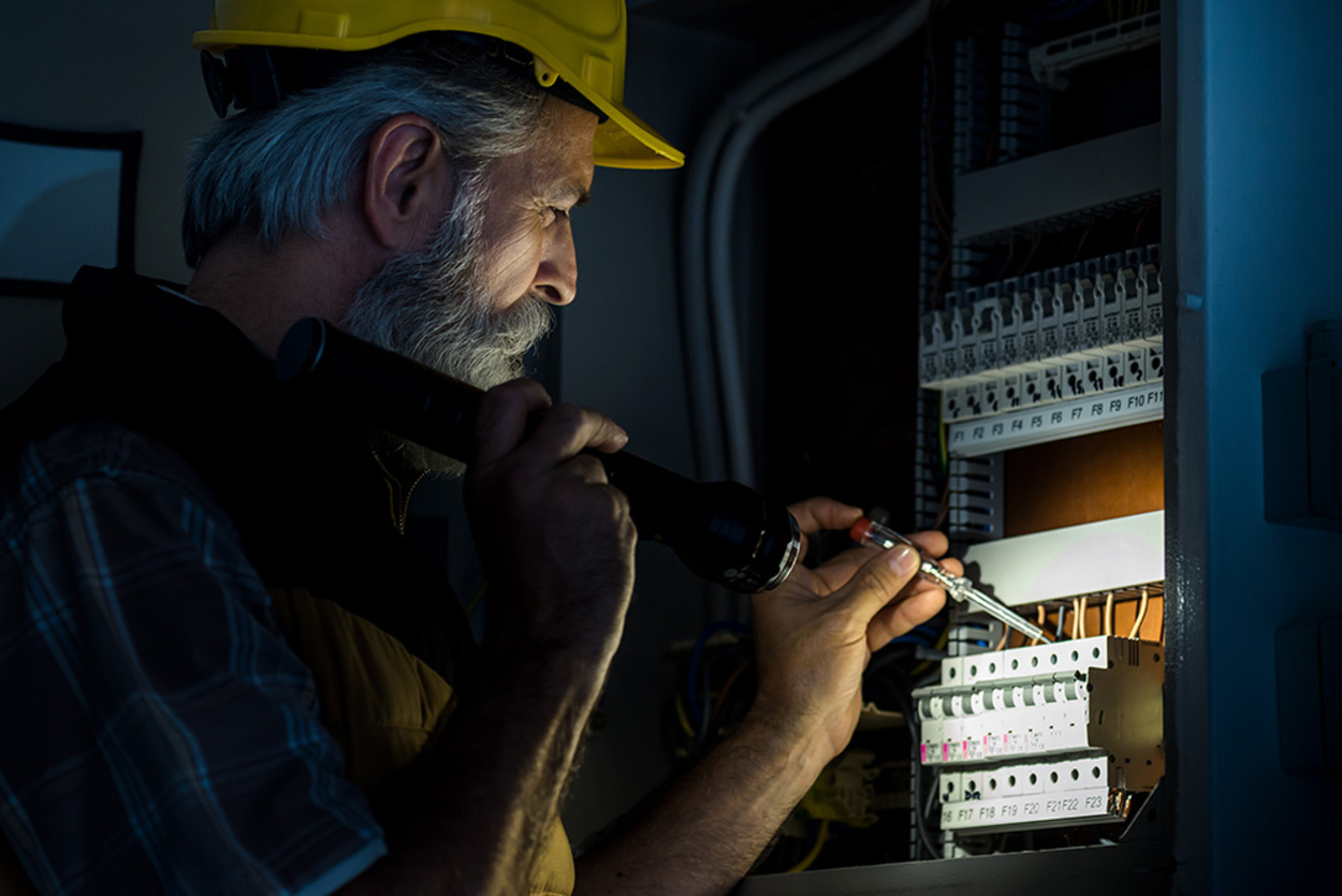 Über­spannungs­schutz bei Popp Elektrotechnik in Oberasbach